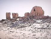 حكاية أغنى موقع أثرى بالوادى الجديد.. كنوز الضباشية شاهد على أكبر مستعمرة فى الصحراء الغربية.. 27 مقبرة ومومياوات حالتها فريدة من نوعها.. وتوابيت الأثرياء وماكيتات تحكى روتين الحياة اليومية فى العصور القديمة