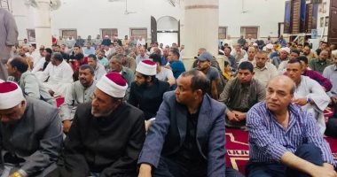 وفد من أوقاف الدقهلية يقدم واجب العزاء فى البطل خالد عبد العال شهيد الشهامة
