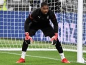 فشل انتقال ماينان حارس ميلان إلى تشيلسي قبل كأس العالم للأندية 