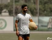انتهاء تعاقد أيمن أشرف ومحمد أبو جبل مع البنك الأهلي الخميس المقبل