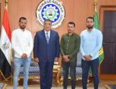 محافظ الدقهلية يطلق اسم البطل خالد عبد العال على المدرسة الإعدادية بقريته